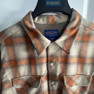 Men’s Pendleton - like new -WITH GREENSPANS COVER